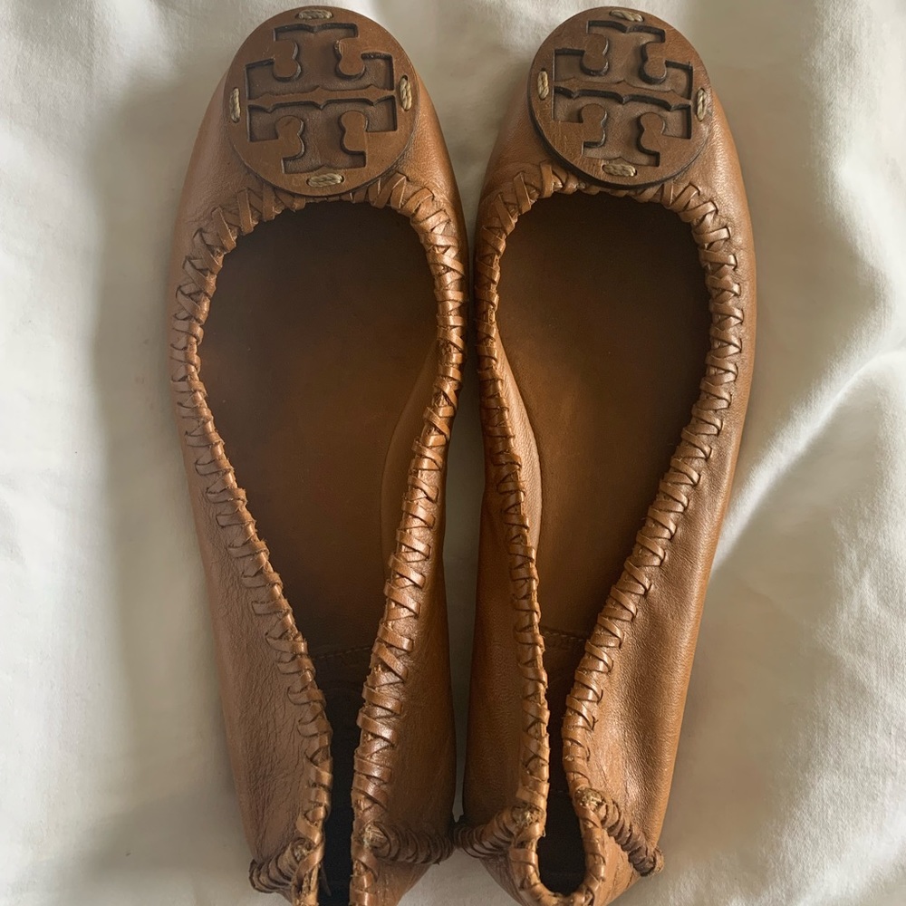 Tory Burch leather Flats Emblem 6.5